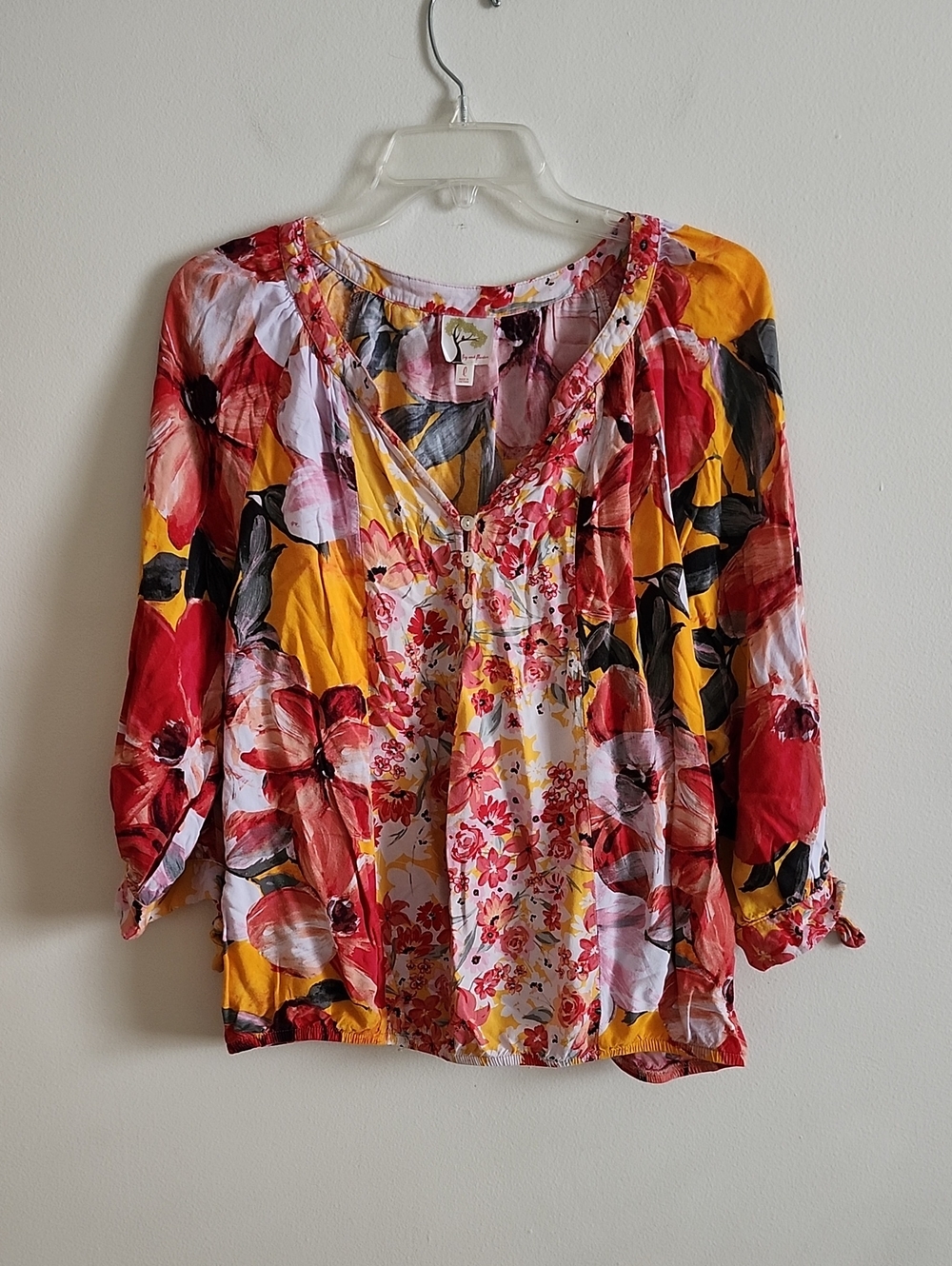 Fig and flower Floral V-Neck Blouse Womens Large Rayon Tie Sleeves